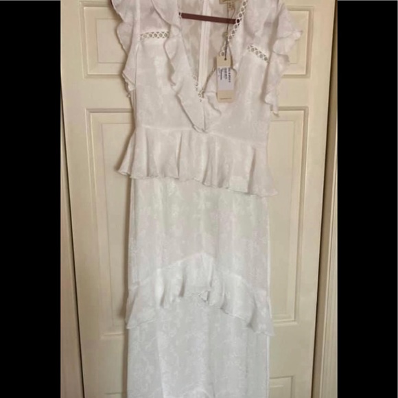 Us size 10 beautiful white dress by dark pink - Picture 2 of 4